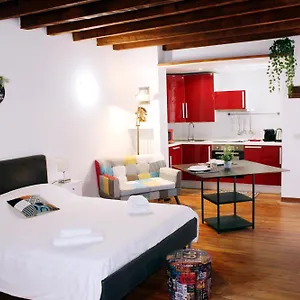 https://hbhall-navigli-2-apartment.it-lombardy.com
